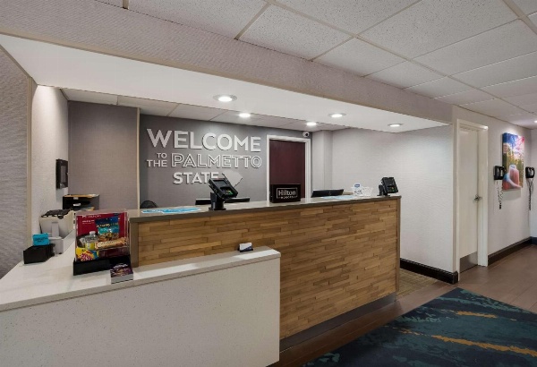 Hampton Inn By Hilton Columbia-I-26 Airport Area image 7